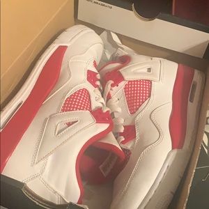 AIR JORDAN 4’s